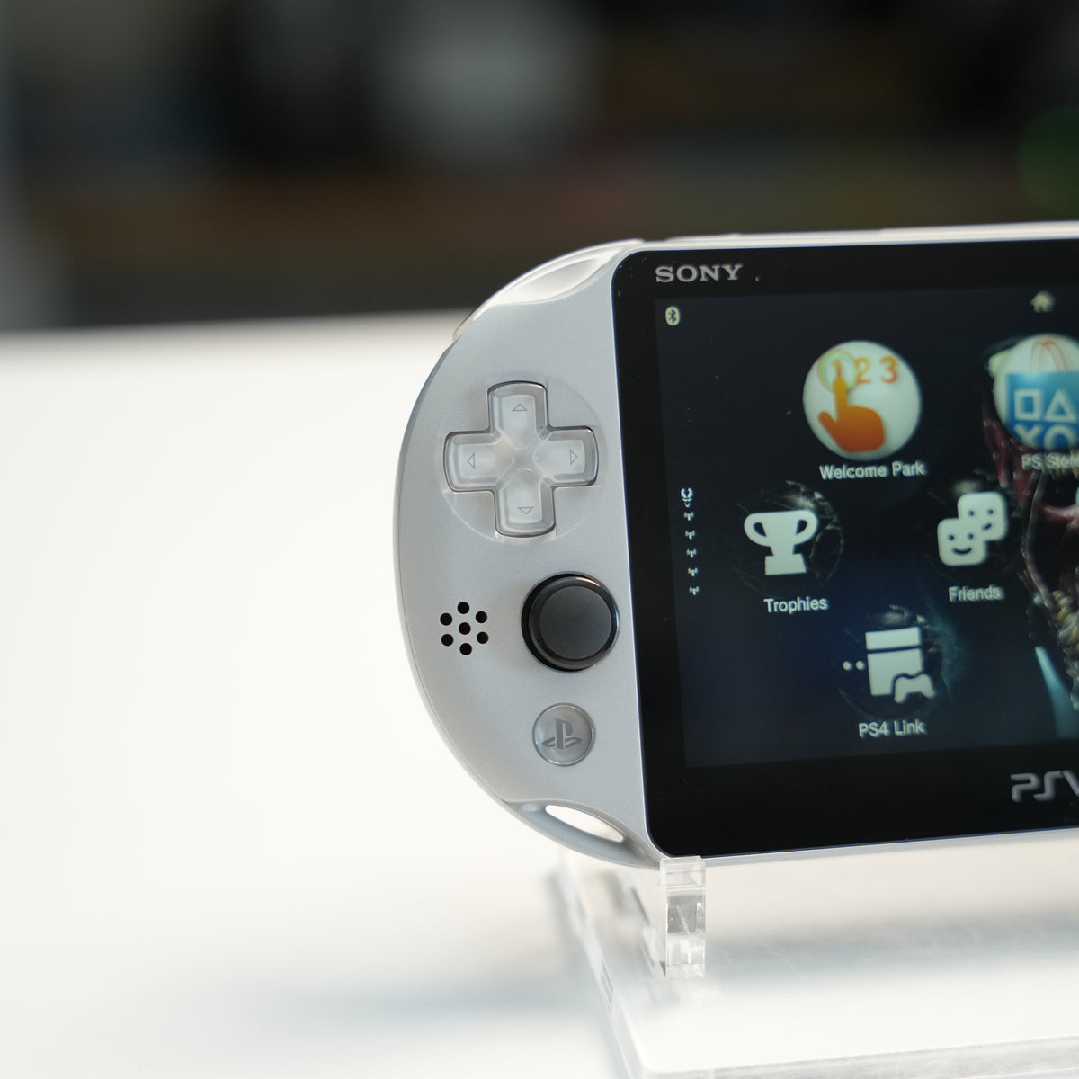 2k PS VITA | Silver | MODDED w/ 256gb SD Card – JAYBOYMODZ