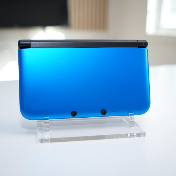 3DS XL! | Blue | MODDED w/ 128gb SD card