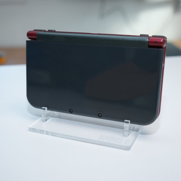 3DS XL! | Black & Red| MODDED w/ 128gb SD card