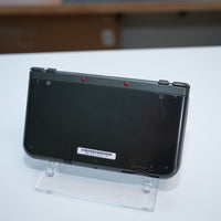 3DS XL! | Black & Red| MODDED w/ 128gb SD card