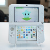 3DS XL! | White| MODDED w/ 128gb SD card